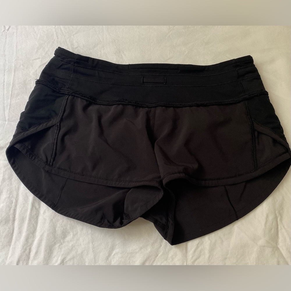 LULULEMON • Speed Up Low-Rise Lined (removed) • Short 2.5" • Black • 2